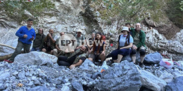 Χανιά: Σε εξέλιξη η «απελευθέρωση» των 8 «ομήρων της κακοκαιρίας» στο φαράγγι της Σαμαριάς