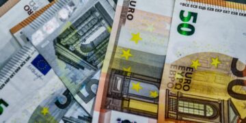 Στα 79 δισ. ευρώ οι άμεσοι και έμμεσοι φόροι το 2027 – 400 εκατ. συνολικά στον «κουμπάρα» για την ενεργειακή κρίση