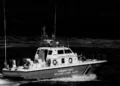 Λέσβος: Χωρίς τις αισθήσεις τους εντοπίστηκαν έξι αλλοδαποί μετά από σύγκρουση σκάφους με πλωτό του Λιμενικού