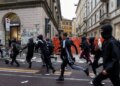 Ιταλία: 500 επιπλέον στρατιώτες στο Μιλάνο αλλά χωρίς διευρυμένες δικαιοδοσίες - Βιομετρική αναγνώριση με AI για διαδηλωτές με καλυμμένο πρόσωπο