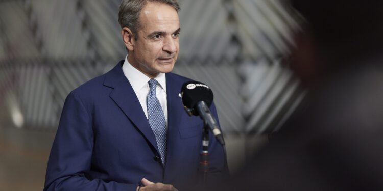 Μητσοτάκης: Οι ελληνικές προτάσεις γίνονται ευρωπαϊκές πολιτικές – Πυρά από την αντιπολίτευση για την ακρίβεια και το ιδιωτικό χρέος