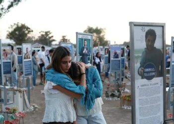 Τρία χρόνια από την 7η Οκτωβρίου: Τελετές μνήμης και ενός λεπτού σιγή στα σημεία τις επίθεσης της Χαμάς