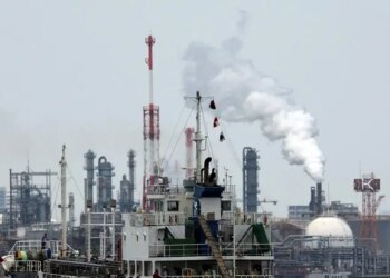 Η Ουκρανία κατηγορεί τη Νότια Κορέα για παραδόσεις πετρελαίου στη Ρωσία