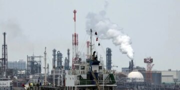 Η Ουκρανία κατηγορεί τη Νότια Κορέα για παραδόσεις πετρελαίου στη Ρωσία
