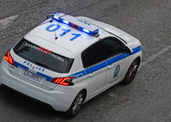 Πάτρα: Καταδίωξη μετά από διάρρηξη με λεία χρηματοκιβώτιο – Οι δράστες εγκατέλειψαν το όχημα και τράπηκαν σε φυγή