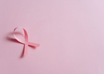 Μήνας αφιερωμένος στην ευαισθητοποίηση και πρόληψη του καρκίνου ο Οκτώβριος - Δωρεάν εξετάσεις από το Ελληνικό Ίδρυμα Ογκολογίας