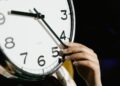 Αλλαγή ώρας: Πότε γυρίζουμε τα ρολόγια μία ώρα πίσω - ertnews.gr
