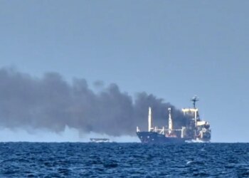 Ουκρανία: Ένας νεκρός από ρωσική επίθεση σε εμπορικό πλοίο σε λιμάνι της Οδησσού