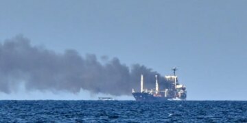 Ουκρανία: Ένας νεκρός από ρωσική επίθεση σε εμπορικό πλοίο σε λιμάνι της Οδησσού