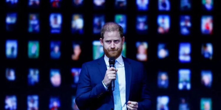 Πρίγκιπας Χάρι: Έπεσα σε κατάθλιψη μετά τη μετακόμιση στον Καναδά με τη Μέγκαν και τον γιο μου Άρτσι