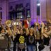Ισπανία: Διαδηλωτές παραμένουν στους δρόμους με κατσαρόλες και συνθήματα - «Είναι η ώρα της αλήθειας» λέει ο Σάντσεθ για το στεγαστικό