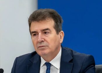 Χρυσοχοΐδης: Κακούργημα οι απάτες – Στο στόχαστρο η παράνομη στέγαση αλλοδαπών στο κέντρο της Αθήνας