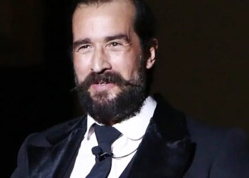 Τάσος Νούσιας: «Ακόμα και αν νομίζουμε ότι παίρνουμε αποφάσεις οι γυναίκες κάνουν πάντα το κουμάντο»