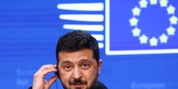 Ζελένσκι για την άρση κυρώσεων των ΗΠΑ κατά της Ρωσίας: «Δυστυχώς θα συνεχιστεί, η συμφωνία για το ντίζελ ήταν το πρώτο βήμα»