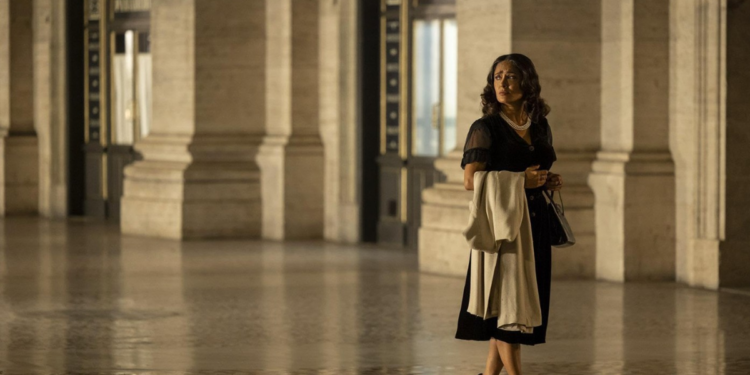 TIFF 2026: «Without Blood»: Η Αντζελίνα Τζολί προτιμά τις εξηγήσεις παρά τις αποκαλύψεις