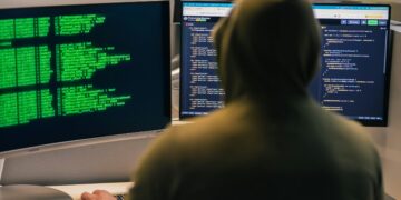 Πεύκη: Συνελήφθη 15χρονος για ανάρτηση επεξεργασμένης φωτογραφίας 14χρονης με προσβλητικό περιεχόμενο - ertnews.gr