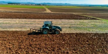 Αγροτικό πετρέλαιο: Έκπτωση 50,84 λεπτών ανά λίτρο στην αντλία από την 1η Νοεμβρίου – Πώς θα λειτουργεί το QR