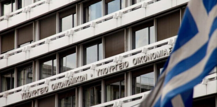 Προϋπολογισμός: Εισπράξεις ΦΠΑ και φόροι εισοδήματος κράτησαν στα 7,55 δισ. ευρώ το πρωτογενές πλεόνασμα